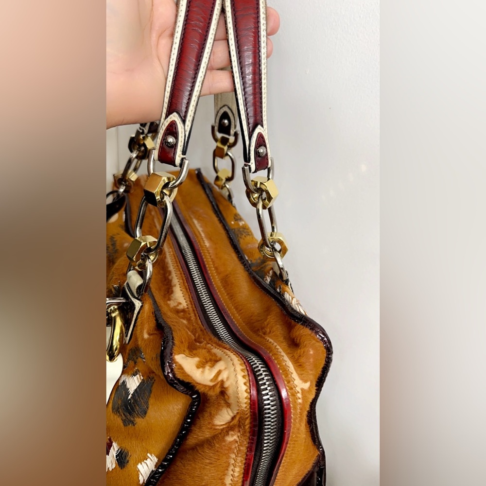 LOEWE AMAZONA PONY-STYLE CALFSKIN HANDBAG. 15” x 10” SOLD OUT RETAIL $3200 - Picture 13 of 17